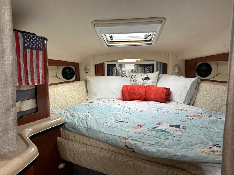 Slide: The Image of Sea Ray 300 Sundancer 2005 - 9