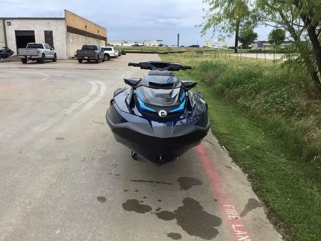 Slide: The Image of Sea-Doo GTX 300 2025 - 8