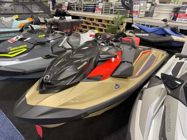 The Image of Sea-Doo RXP-X 325 2025 - 1