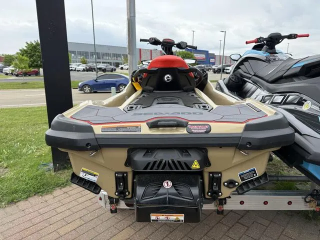Slide: The Image of Sea-Doo RXT-X 2025 - 5