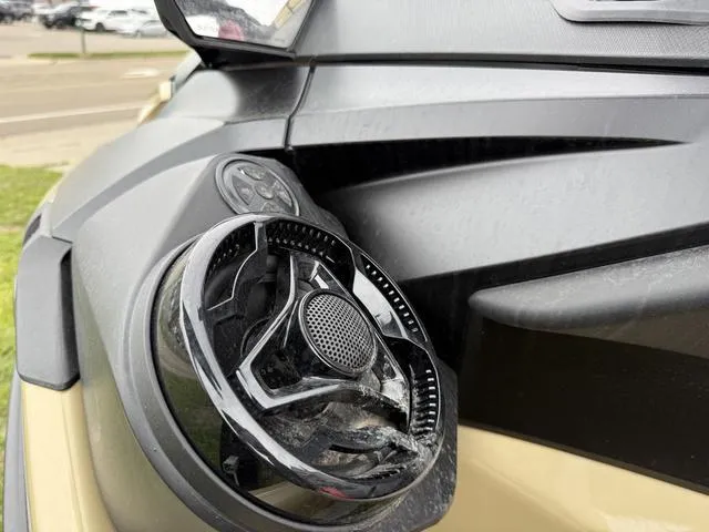 Slide: The Image of Sea-Doo RXT-X 2025 - 7