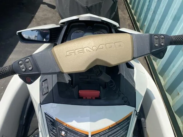 Slide: The Image of Sea-Doo GTX 2012 - 7