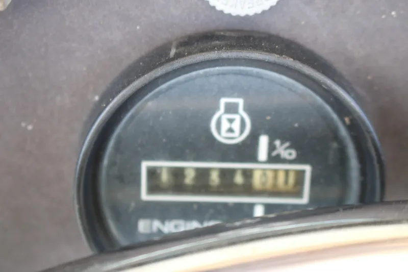 Slide: The Image of Close-up of a 1974 Viking Boats 40 Sport Fish engine hour meter. - 10