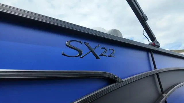 Slide: The Image of Bennington SX Swingback 22 SXSB 2025 - 12