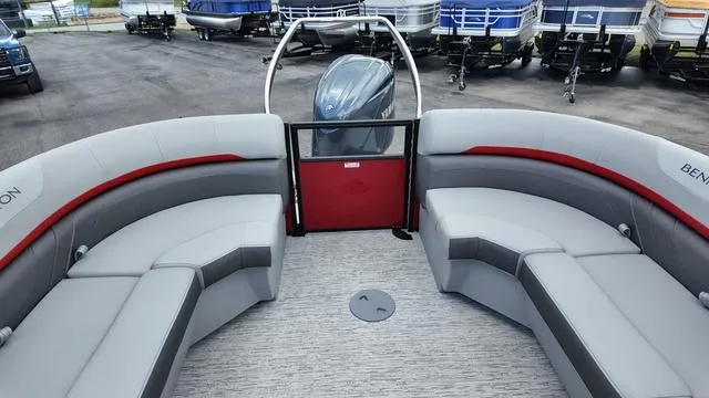 Slide: The Image of Bennington SX Quad Bench 22 SXSR 2025 - 13