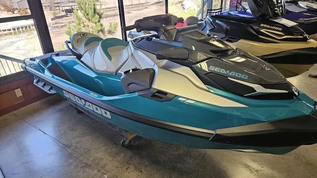 Slide: The Image of Sea-Doo GTX Limited 325 2025 - 7