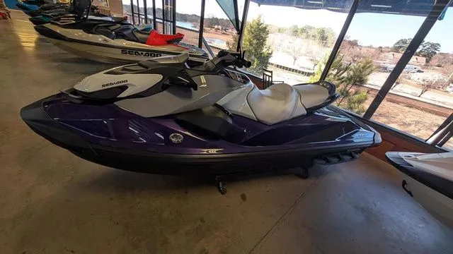 Slide: The Image of Sea-Doo GTI SE 130 2025 - 2