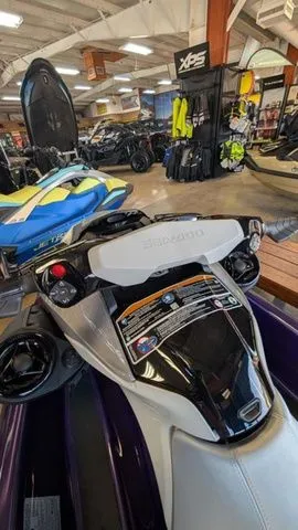 Slide: The Image of Sea-Doo GTI SE 130 2025 - 4