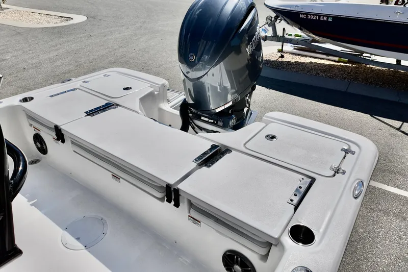 Slide: The Image of 2026 Sea Fox 231 Bay Fox boat with Yamaha outboard motor, featuring spacious deck layout. - 10