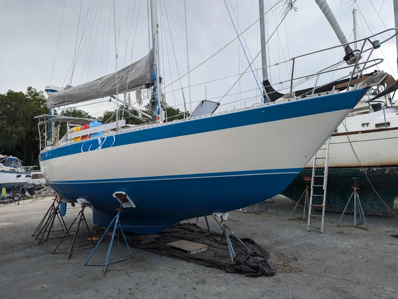 Slide: The Image of Wauquiez Hood 38 MK II 1984 - 2