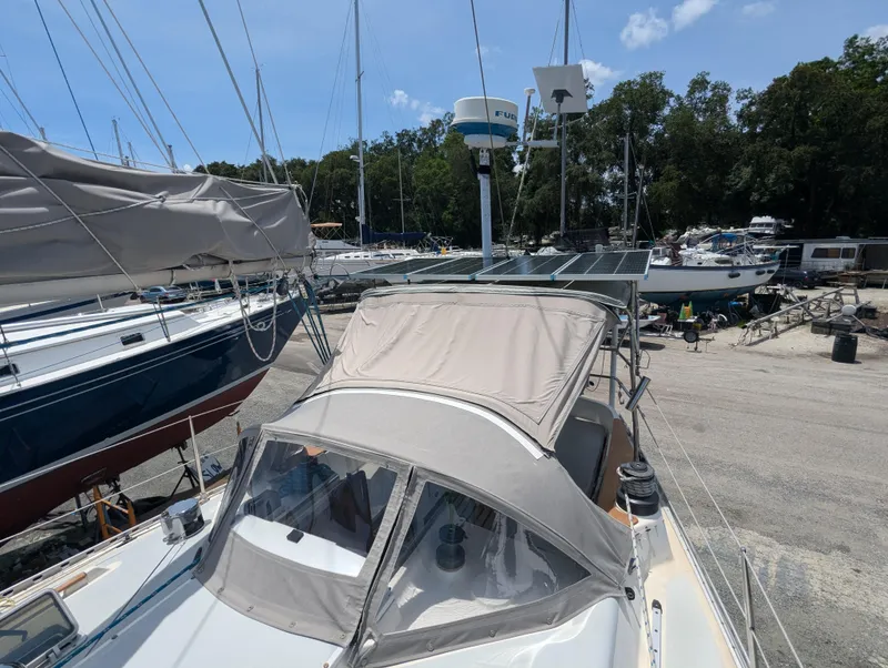 Slide: The Image of Wauquiez Hood 38 MK II 1984 - 8