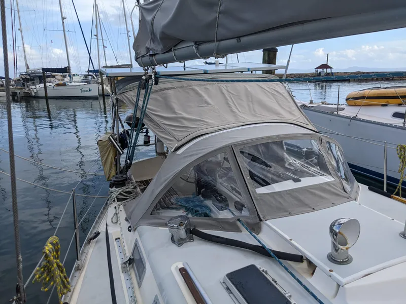 Slide: The Image of Wauquiez Hood 38 MK II 1984 - 9