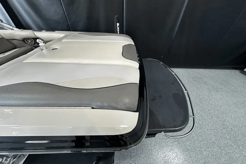 Slide: The Image of Supra 22 Ssv 2008 - 9