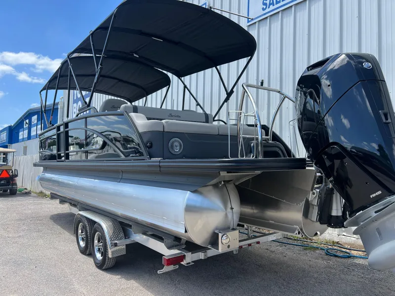 Slide: The Image of 2025 BARLETTA L25UC - Image 4 - 4