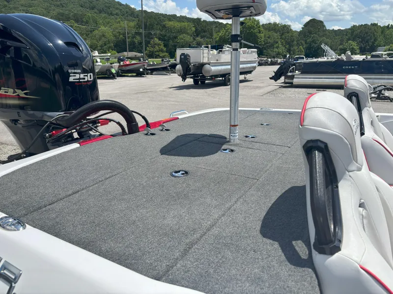 Slide: The Image of Skeeter ZXR20 2021 - 9