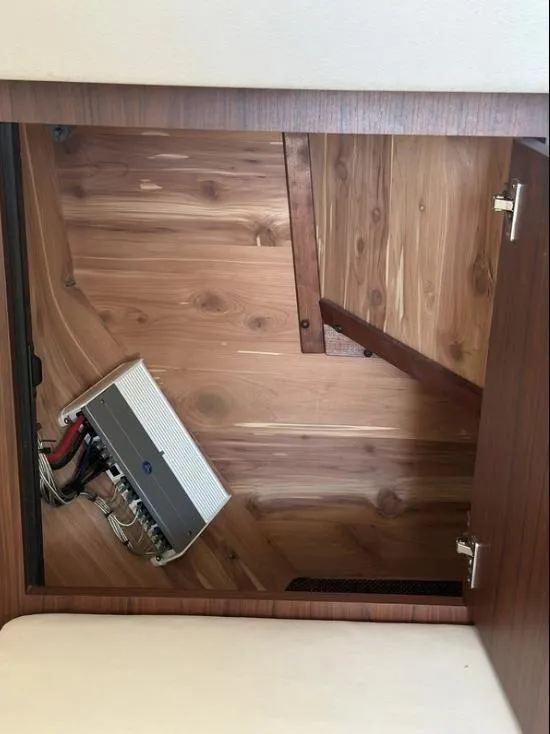 Slide: The Image of Grady-White Freedom 375 2019 - 50