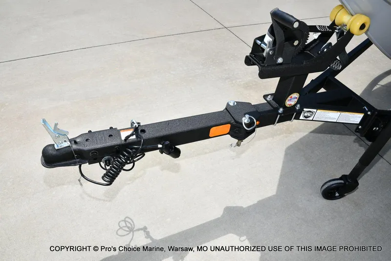 Slide: The Image of Tracker PRO TEAM 175 W/75HP 2026 - 27