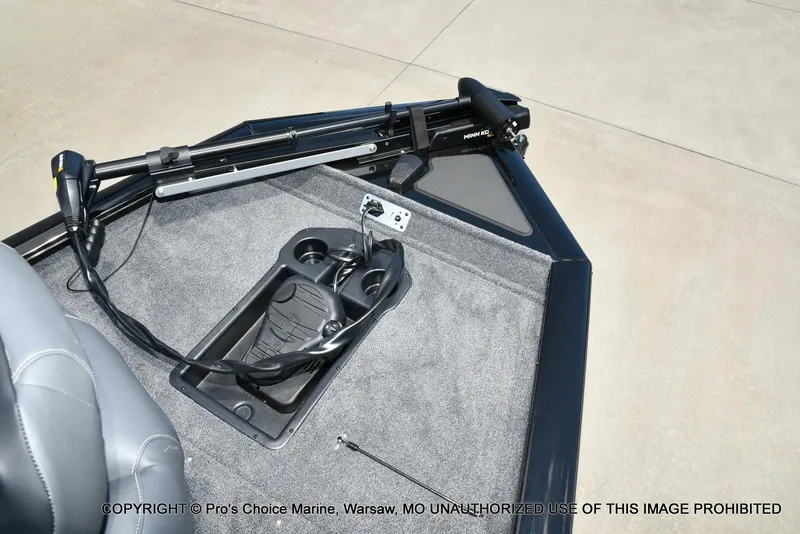 Slide: The Image of Tracker PRO TEAM 175 W/75HP 2026 - 45