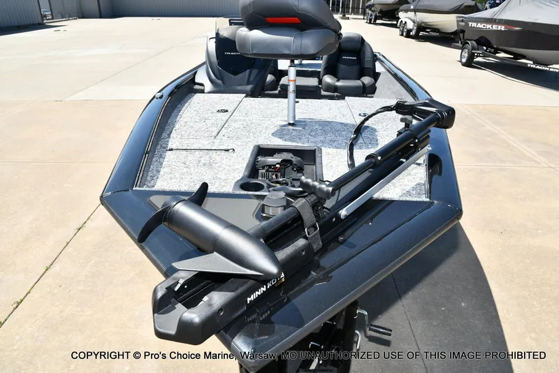 Slide: The Image of Tracker Pro Team 175 w/Vinyl Floors 2026 - 26