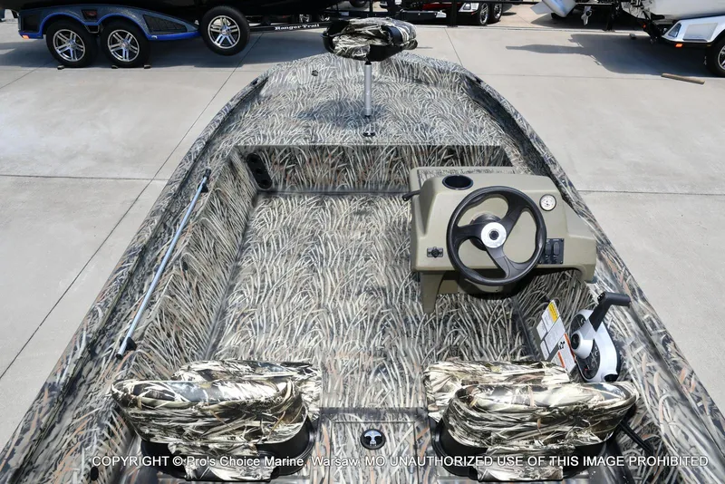 Slide: The Image of Tracker Grizzly 1754 SC 2026 - 59