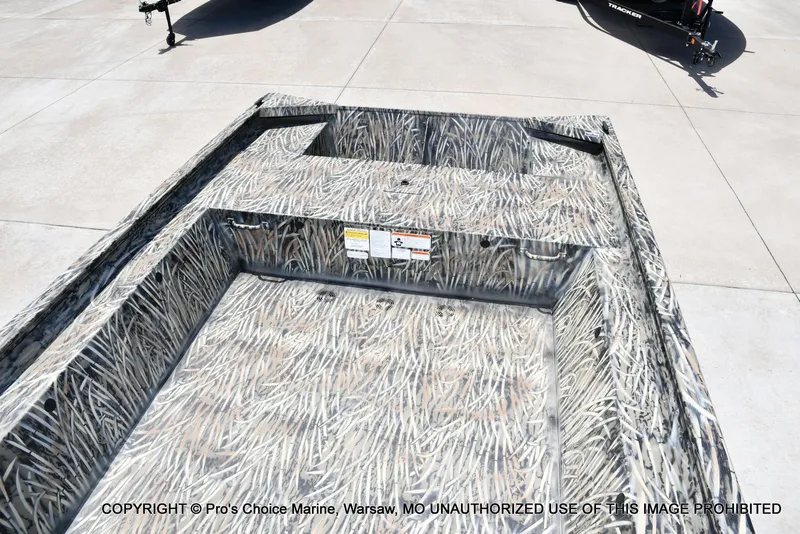 Slide: The Image of Tracker Grizzly 1754 Jon 2026 - 35