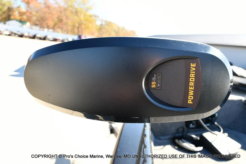 Slide: The Image of Tracker Pro Guide V-175 WT 2026 - 22