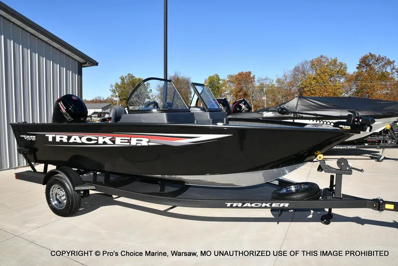 Slide: The Image of Tracker Pro Guide V-175 WT 2026 - 87