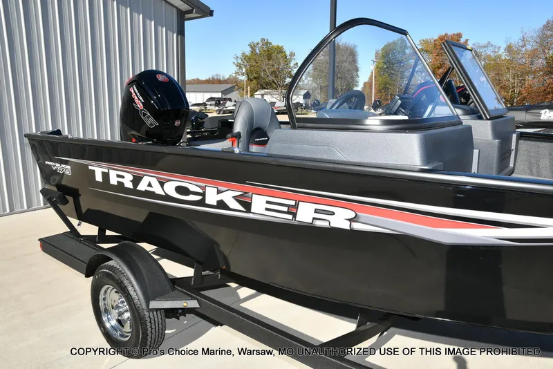 Slide: The Image of Tracker Pro Guide V-175 WT 2026 - 99