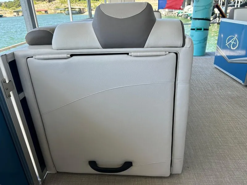 Slide: The Image of Avalon 24 LSZ VRB-3 2022 - 50