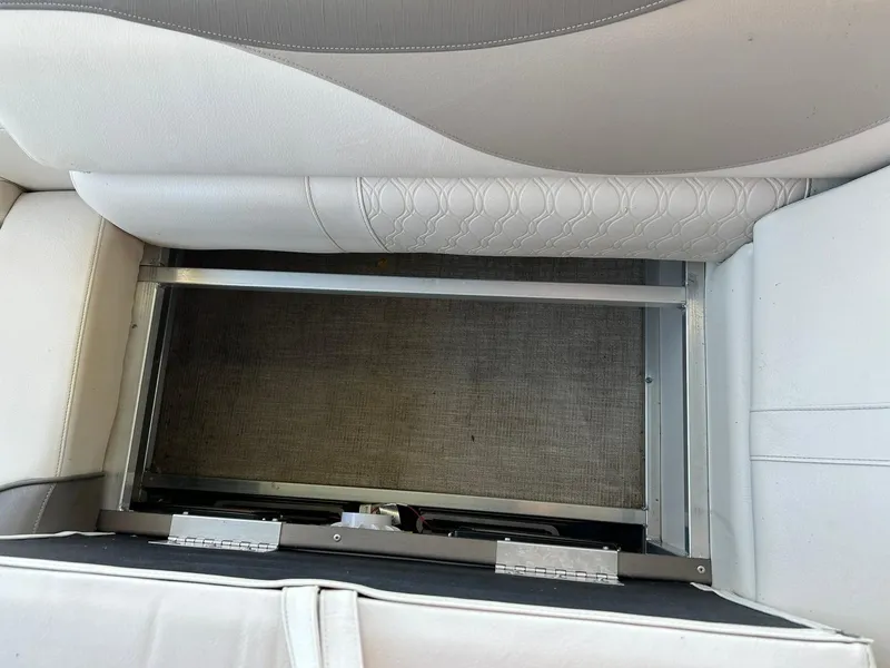 Slide: The Image of Avalon 24 LSZ VRB-3 2022 - 53