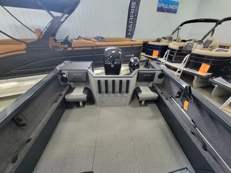 Slide: The Image of Crestliner 2050 Commander 2026 - 7