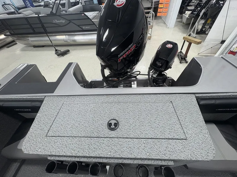 Slide: The Image of Crestliner 2250 Authority 2026 - 13