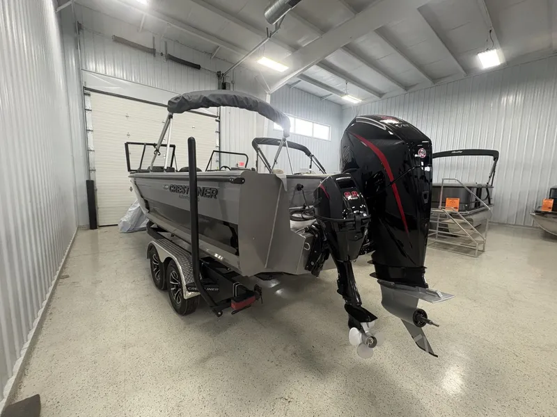 Slide: The Image of Crestliner 2250 Authority 2026 - 6