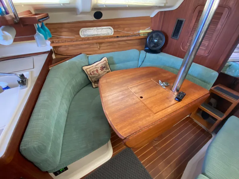 Slide: The Image of Dinette - 8