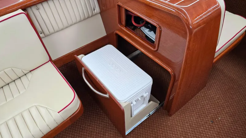 Slide: The Image of Streblow 23 V-Drive 2010 - 12