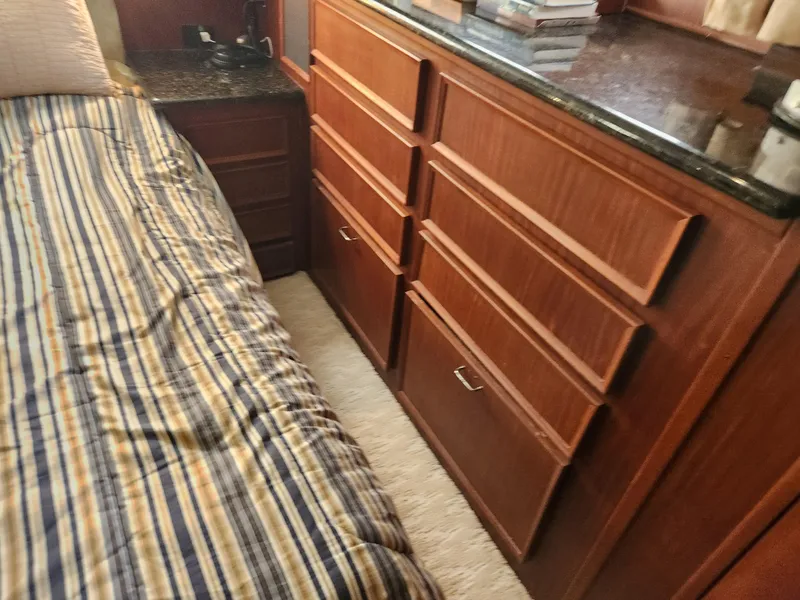 Slide: The Image of Hatteras 58 Long Range Cruiser 1979 - 100