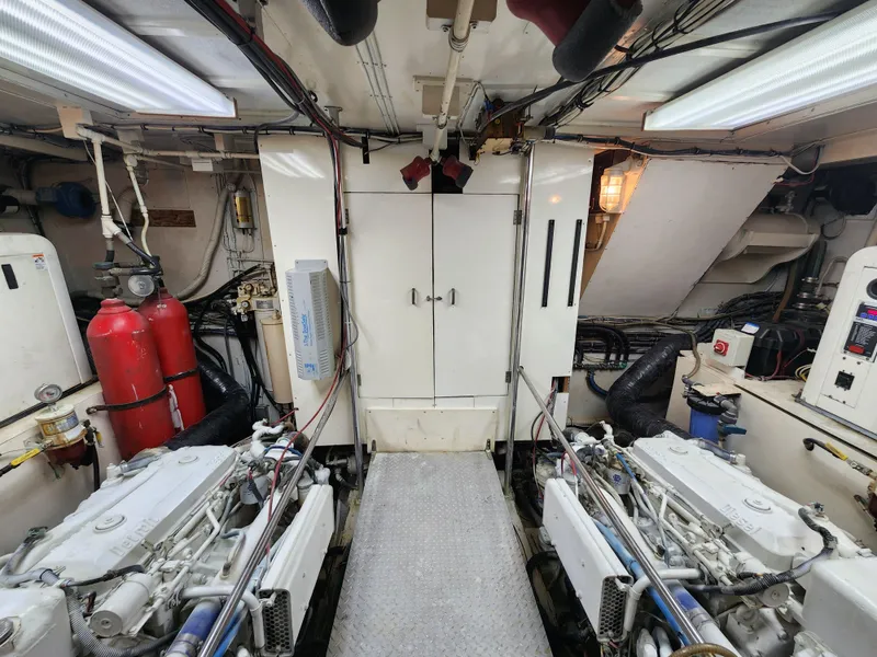 Slide: The Image of Hatteras 58 Long Range Cruiser 1979 - 107