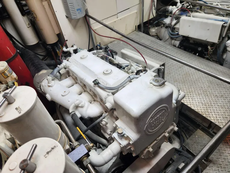 Slide: The Image of Hatteras 58 Long Range Cruiser 1979 - 115