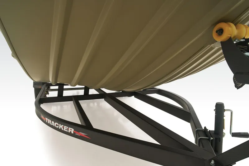 Slide: The Image of Tracker Grizzly 2072 CC Sportsman Kicker 2025 - 23