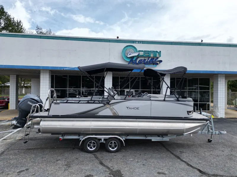 Slide: The Image of Tahoe LTZ VRB23T 2025 - 24