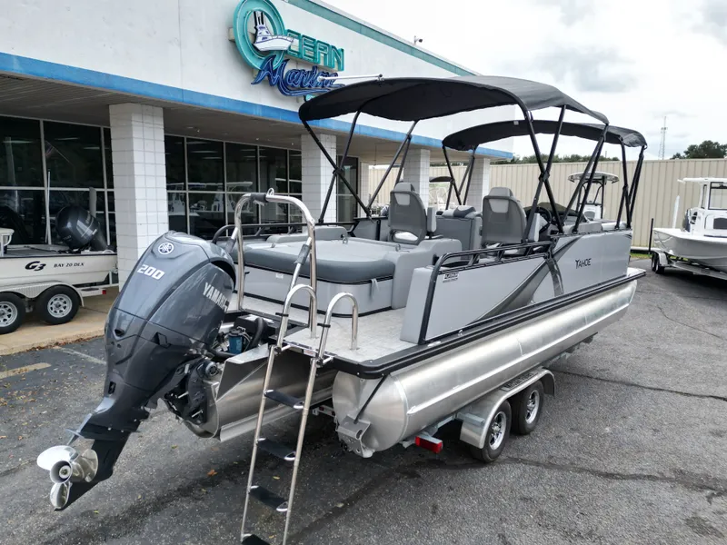 Slide: The Image of Tahoe LTZ VRB23T 2025 - 34