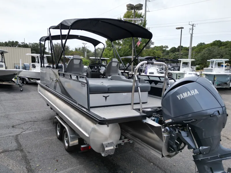 Slide: The Image of Tahoe LTZ VRB23T 2025 - 36