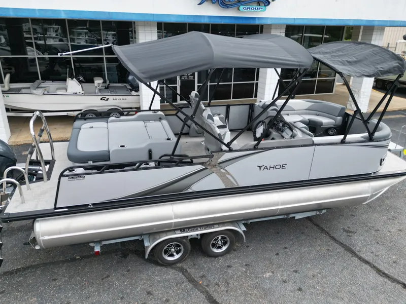 Slide: The Image of Tahoe LTZ VRB23T 2025 - 38