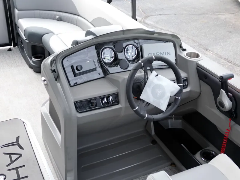 Slide: The Image of Tahoe LTZ VRB23T 2025 - 43