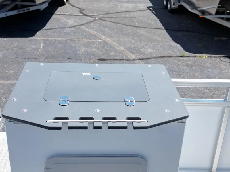 Slide: The Image of Tahoe SPT RF21T 2025 - 24