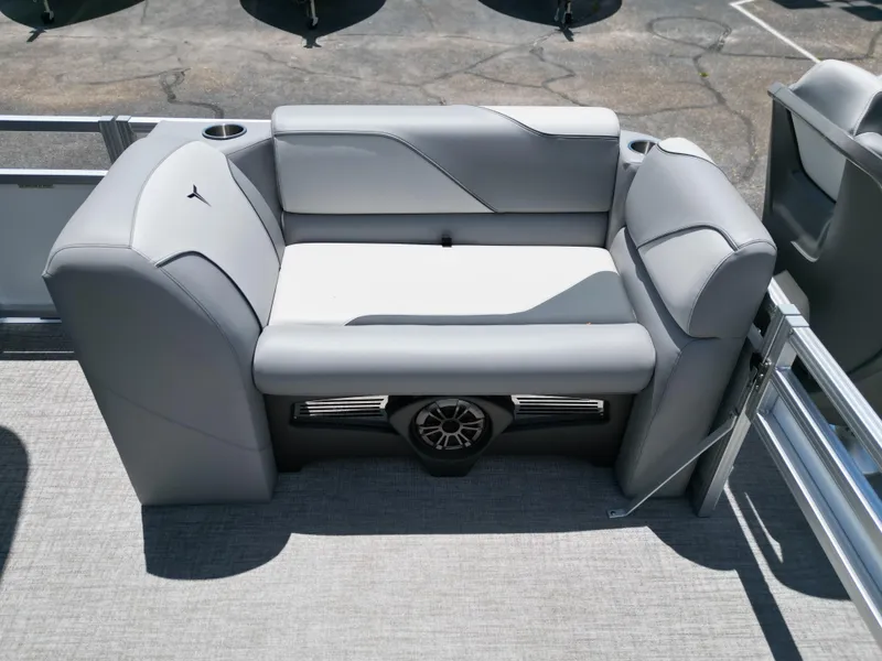 Slide: The Image of Tahoe SPT RF21T 2025 - 27