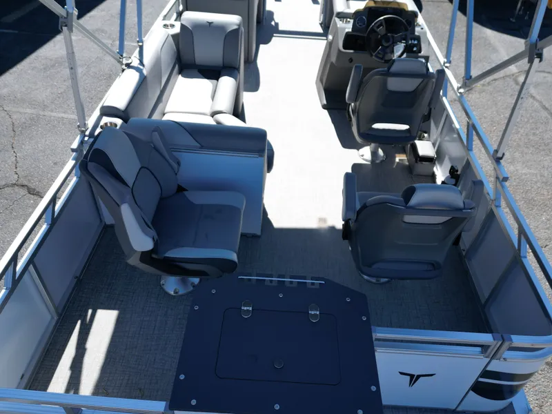 Slide: The Image of Tahoe SPT RF21T 2025 - 39