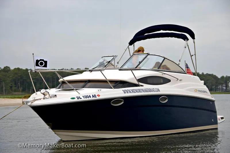 Slide: The Image of Regal 2565 Window Express 2006 - 19