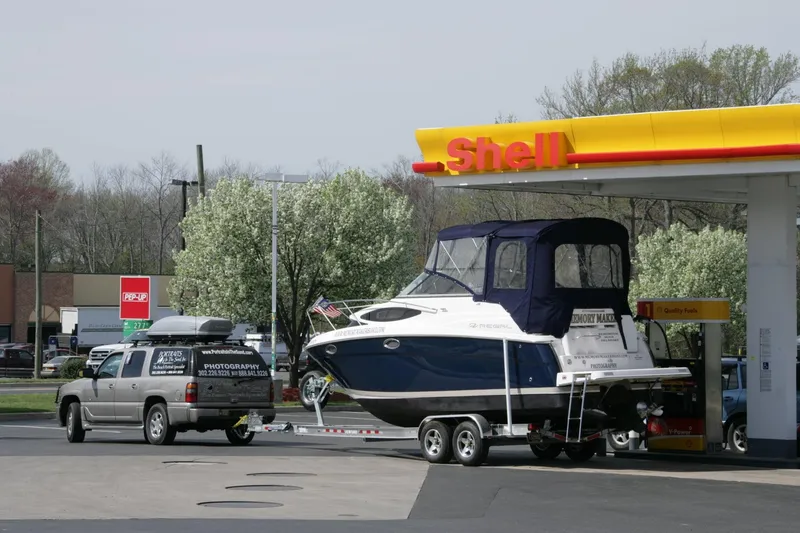 Slide: The Image of Regal 2565 Window Express 2006 - 25