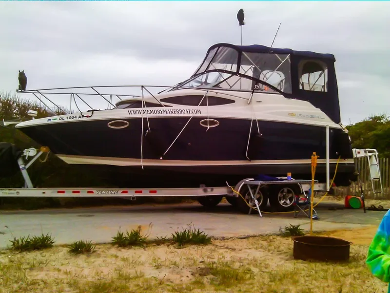 Slide: The Image of Regal 2565 Window Express 2006 - 27